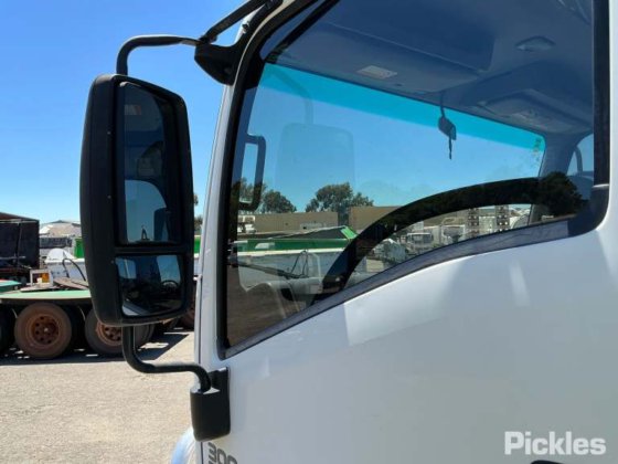 2014款五十铃NPS300