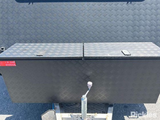 2016 年新时代大红色 19 ES2