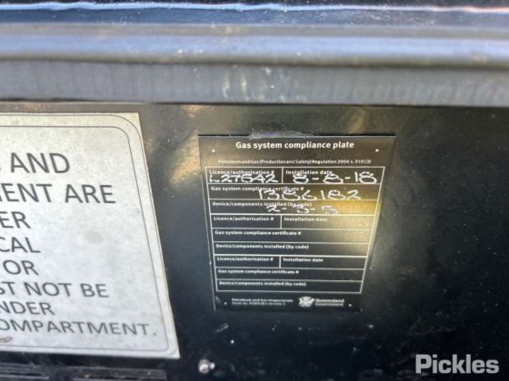 2016 年新时代大红色 19 ES2