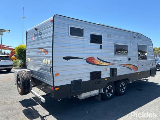 2016 年新时代大红色 19 ES2