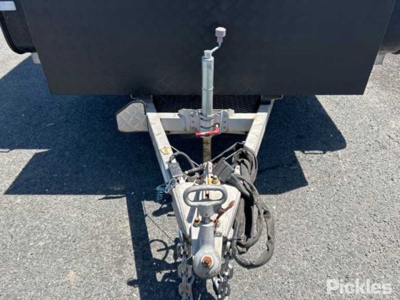 2016 年新时代大红色 19 ES2