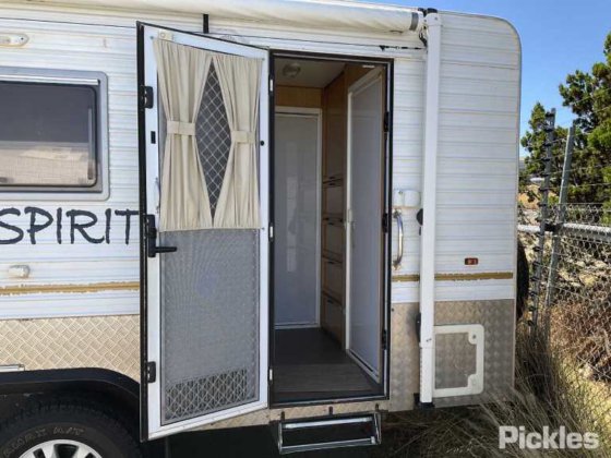 2009 免费精神房车