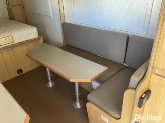 2009 免费精神房车