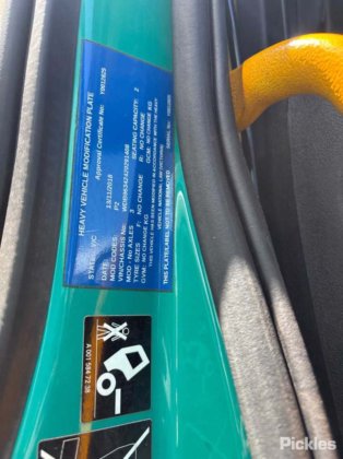 2018年式メルセデス・ベンツ・アクトロス