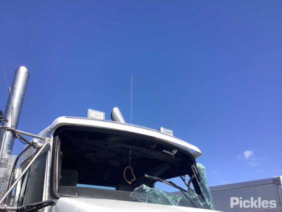 2011年式ケンワースT403