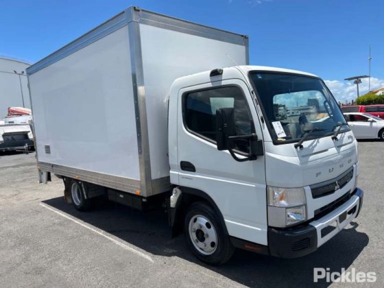 三菱ふそうキャンター515