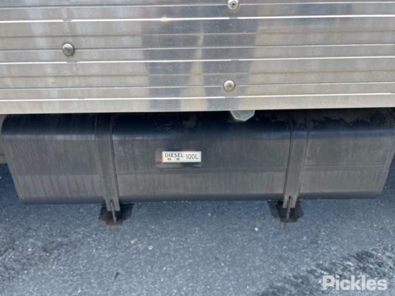 三菱ふそうキャンター515