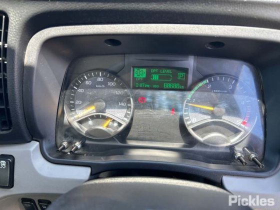 三菱ふそうキャンター515