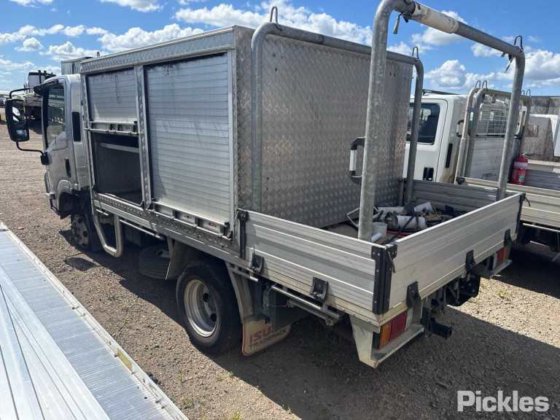 2016年式 いすゞ NPR 45-155