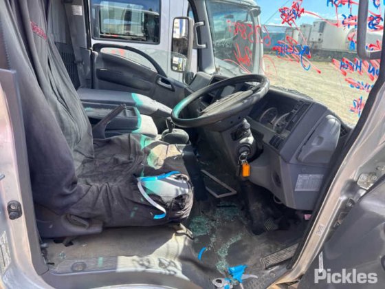 2016年式 いすゞ NPR 45-155