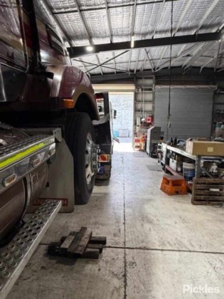 2016年式ケンワースT409