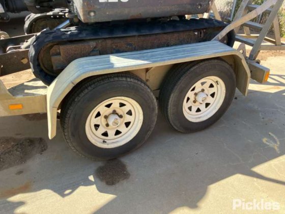 2016年ボブキャット E20