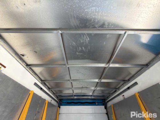 2018年式メルセデス・ベンツ・スプリンター