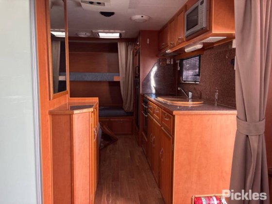 2011 创意房车 Trackvan 经典