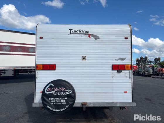 2011 クリエイティブ キャラバンズ トラックヴァン クラシック