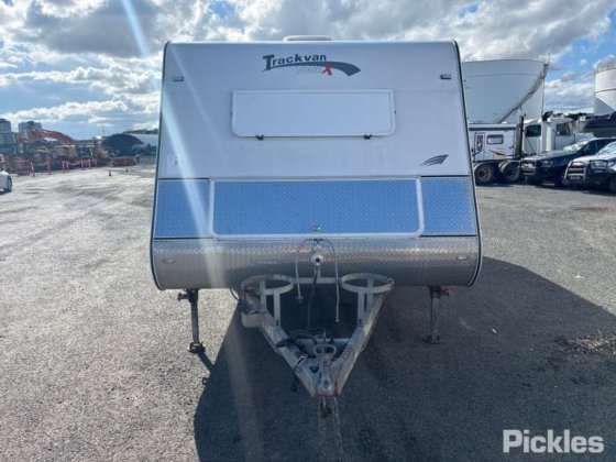 2011 クリエイティブ キャラバンズ トラックヴァン クラシック