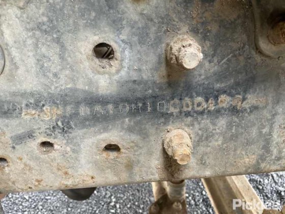 2004年式 日野デュトロ