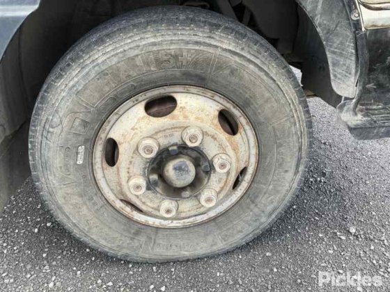 2004年式 日野デュトロ