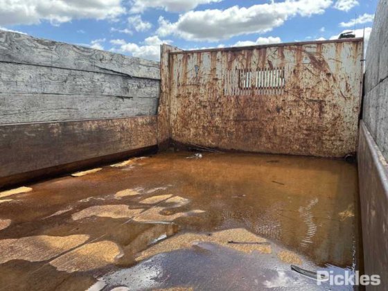 2004年式 日野デュトロ