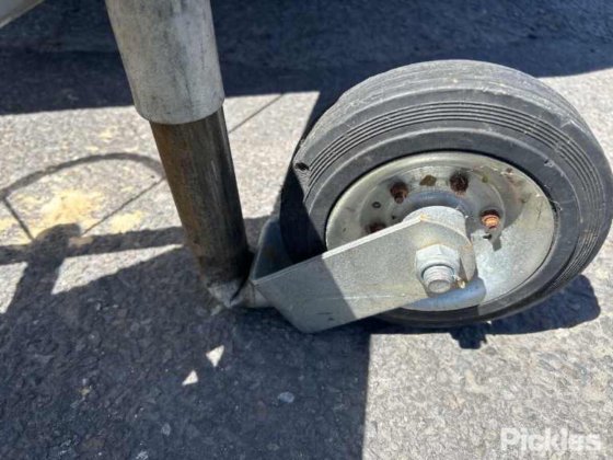 2012年式ジェイコ スタークラフト アウトバック