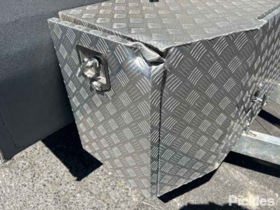 2012年式ジェイコ スタークラフト アウトバック