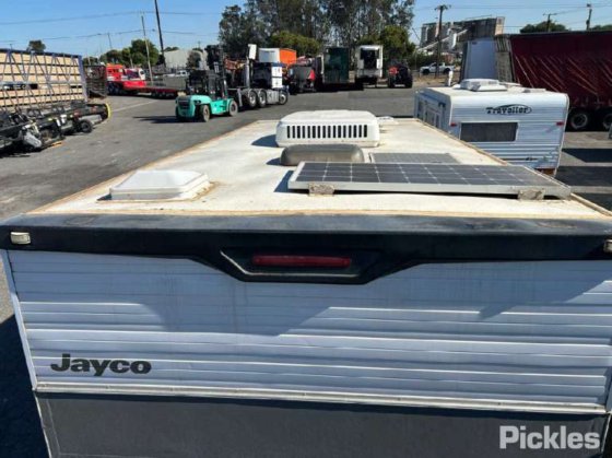 2012年式ジェイコ スタークラフト アウトバック