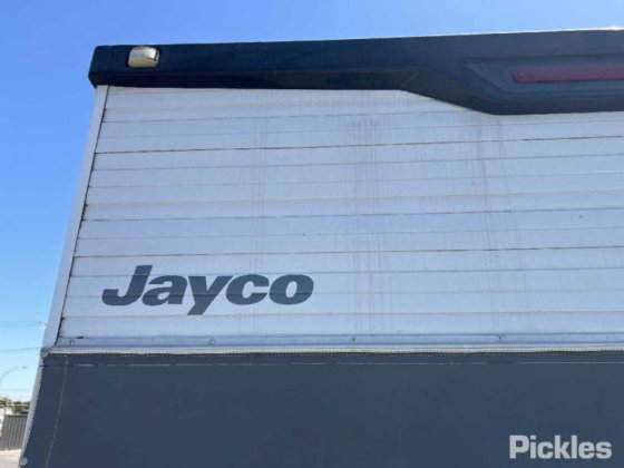 2012年式ジェイコ スタークラフト アウトバック