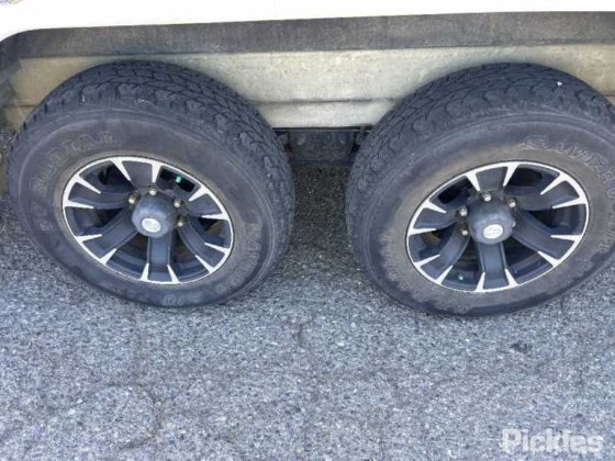 2012年式ジェイコ スタークラフト アウトバック