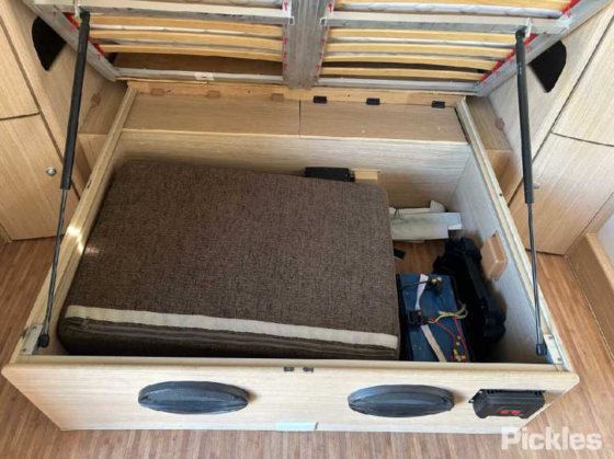 2012年式ジェイコ スタークラフト アウトバック