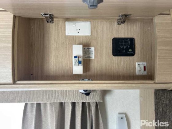 2012年式ジェイコ スタークラフト アウトバック