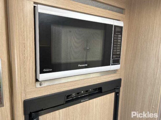 2012年式ジェイコ スタークラフト アウトバック