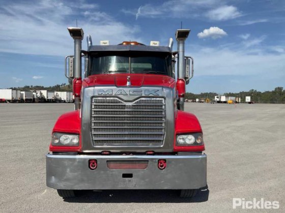 2016 マック トライデント