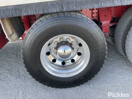 2016 マック トライデント