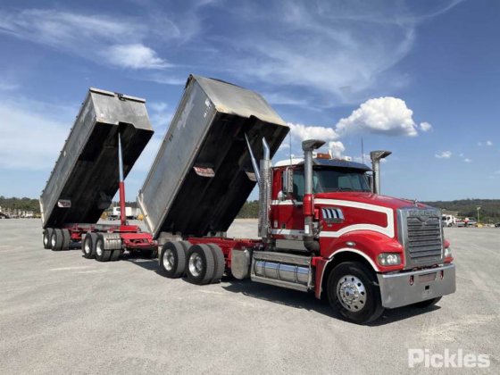 2016 マック トライデント