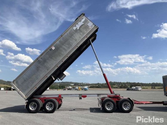 2016 マック トライデント