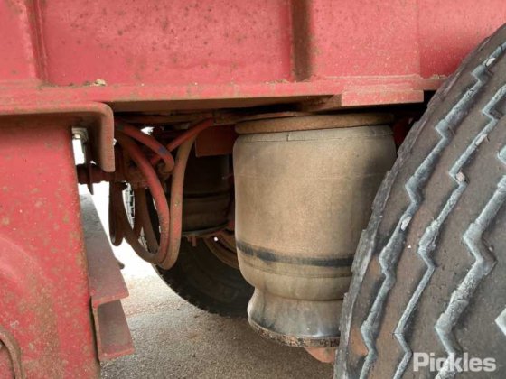 2010年南十字架拖车