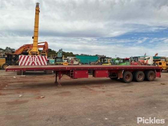 2010年南十字架拖车