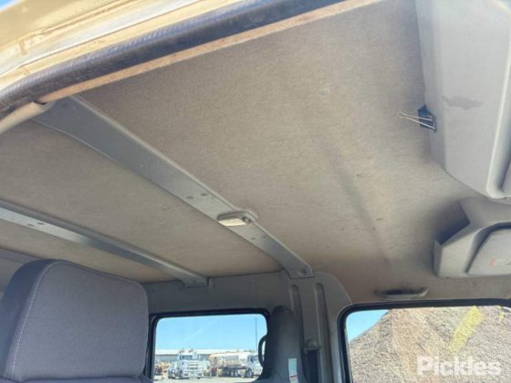 2017 三菱ふそう キャンター