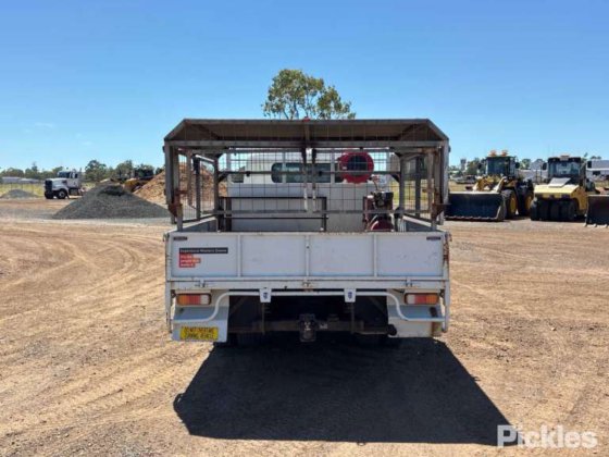 2017 三菱ふそう キャンター