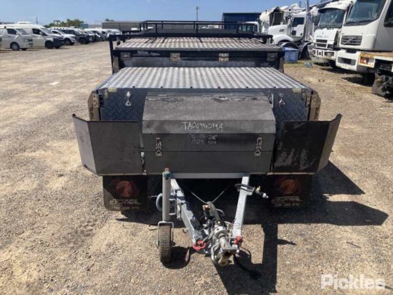 2018 EzyTrail リンカーン