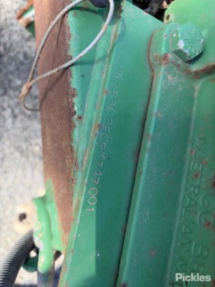 2023 自定义托盘顶