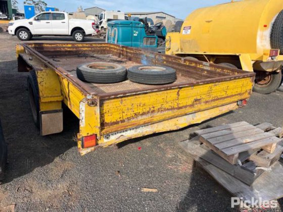 ネイサン・トレーラー