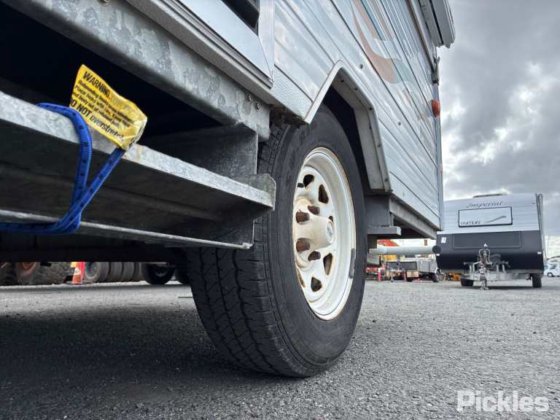 2002ジェイコ ペンギン