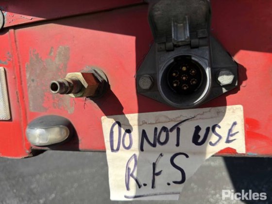 2009 マキシトランス ST3