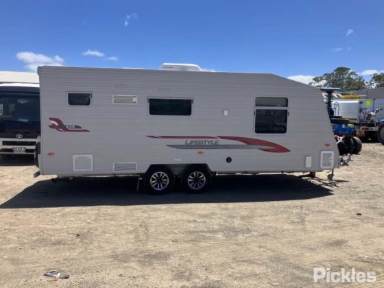 2011年コロマル ライフスタイル