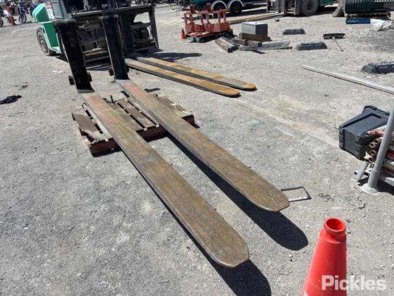 2x 4M 叉车叉臂