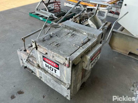 熱可塑性押出ヒーター。