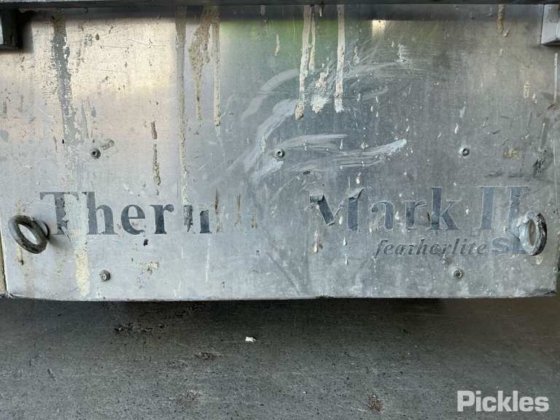 熱可塑性押出ヒーター。