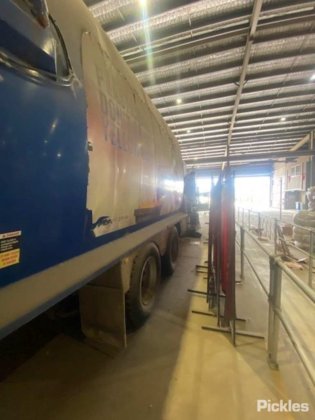 2011年 デニス・イーグル エリート 2