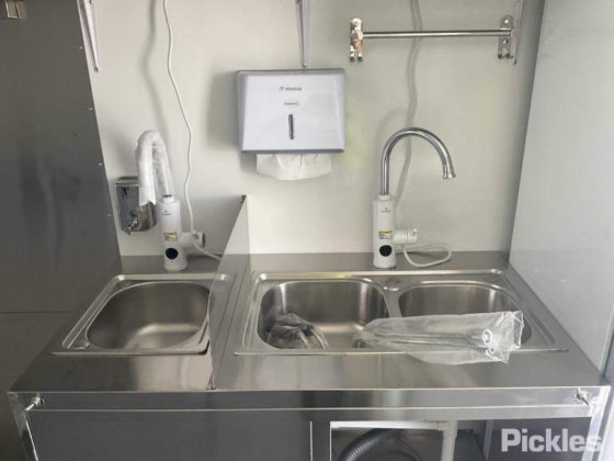 2025年グリーン有限会社フードトレーラー